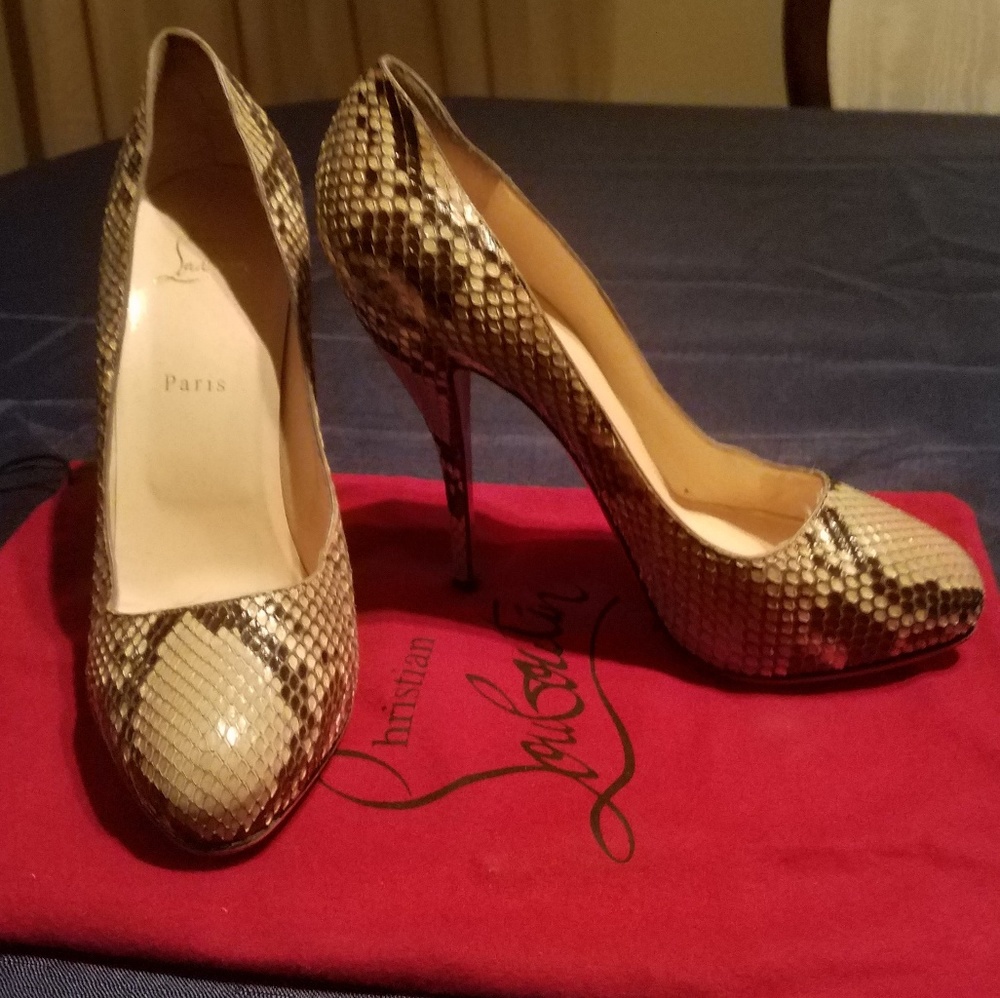 Christian Louboutin Pumps